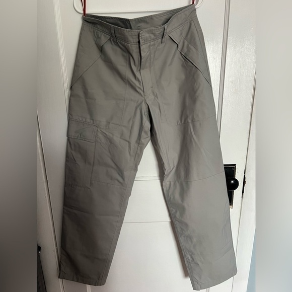 PRADA gor tex nylon cargo pants (authentic) - Picture 1 of 17
